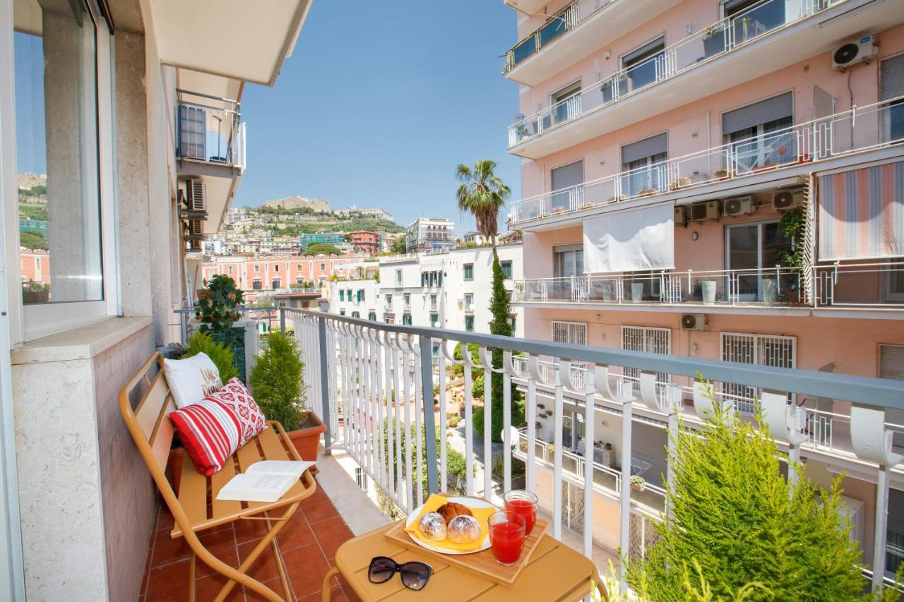 Vivaldo Suite Piazza Dei Martiri - Guest House Nápoles Exterior foto